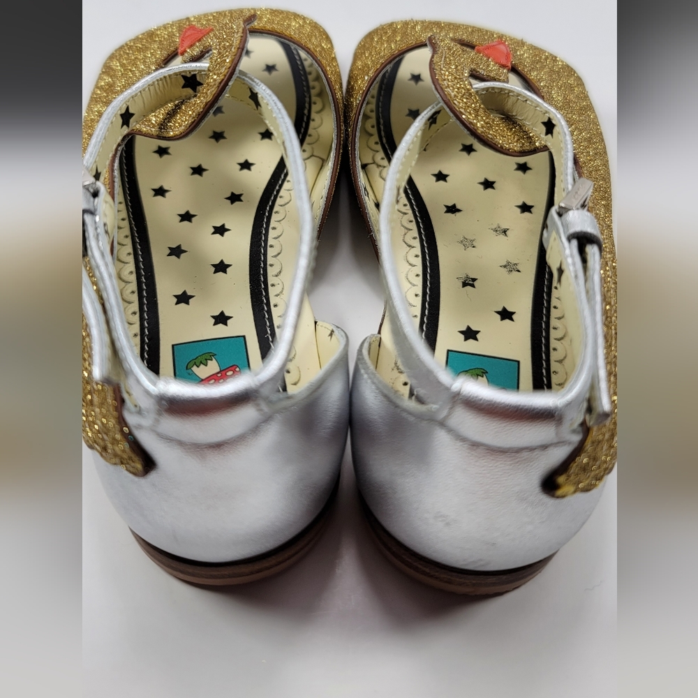 Gucci Kids Gold Swan & Silver Sandals for Girls  - Stunning - Picture 9 of 11